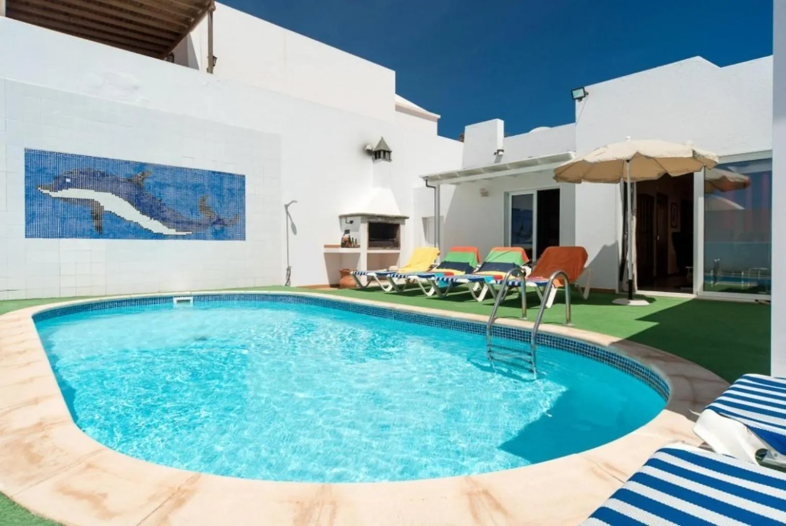 Villa Reyes Tías Ferienhaus